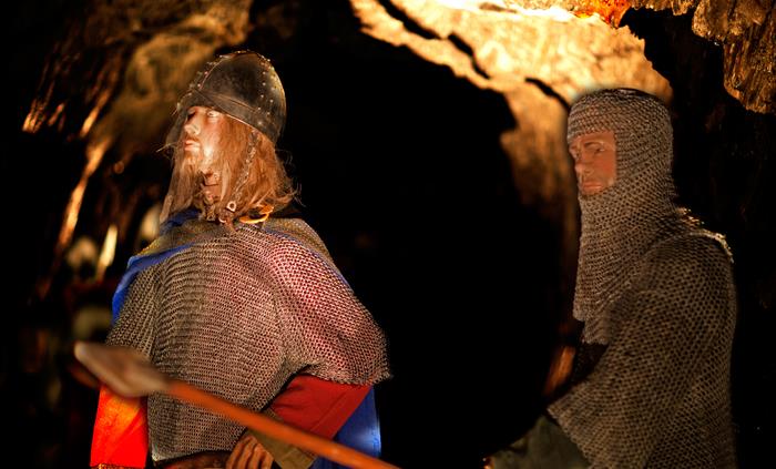 An image of King Arthur and one of his soldiers at King Arthur's Labyrinth